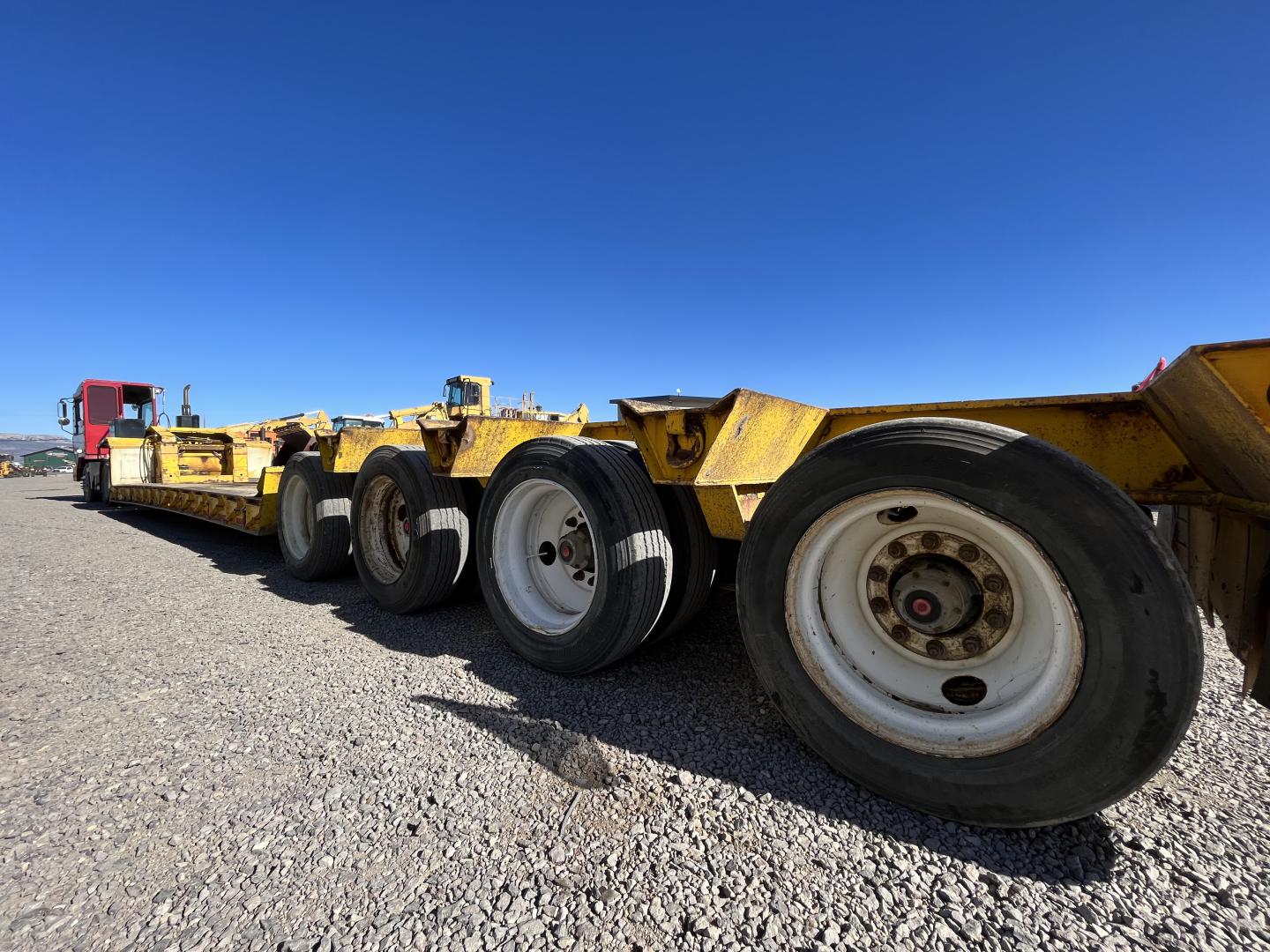 ./imagenes/INVOICE/2019/17451/LOWBOY TRAIL KING TK120HDG (23).JPG